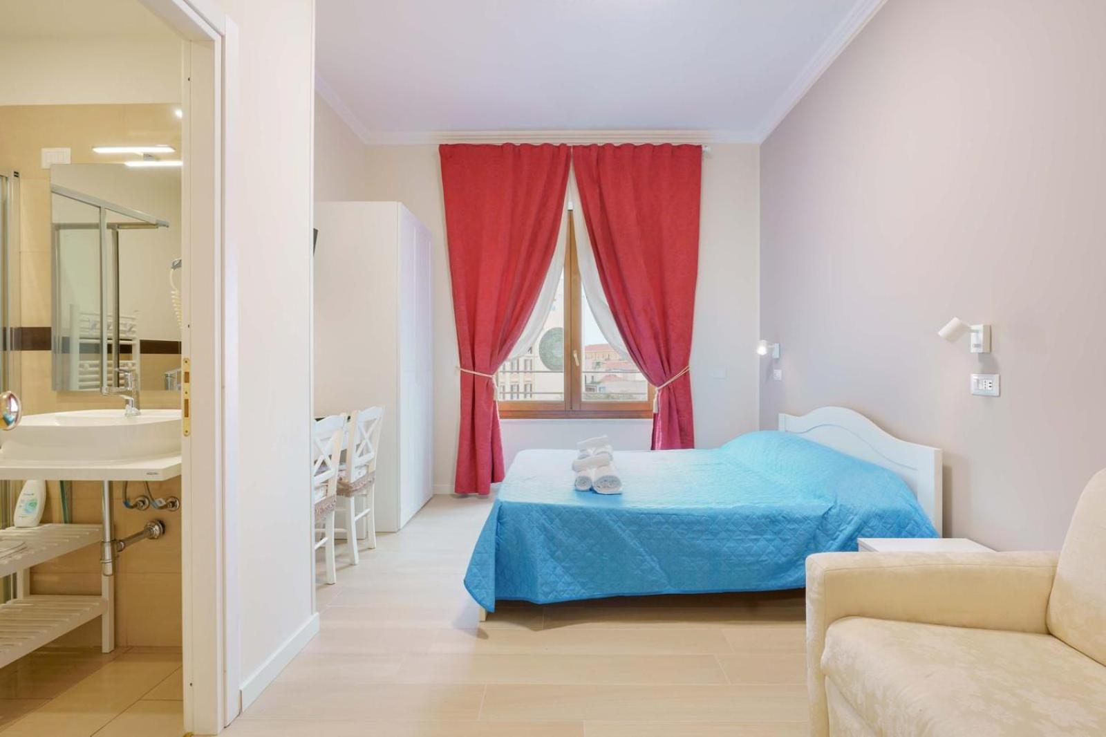 Affittacamere 5 Stelle Cagliari Buitenkant foto